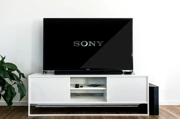 Cómo desactivar el modo ancho en un televisor Sony