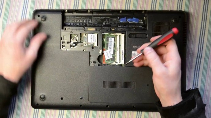 Como aumentar la memoria RAM en una computadora portatil